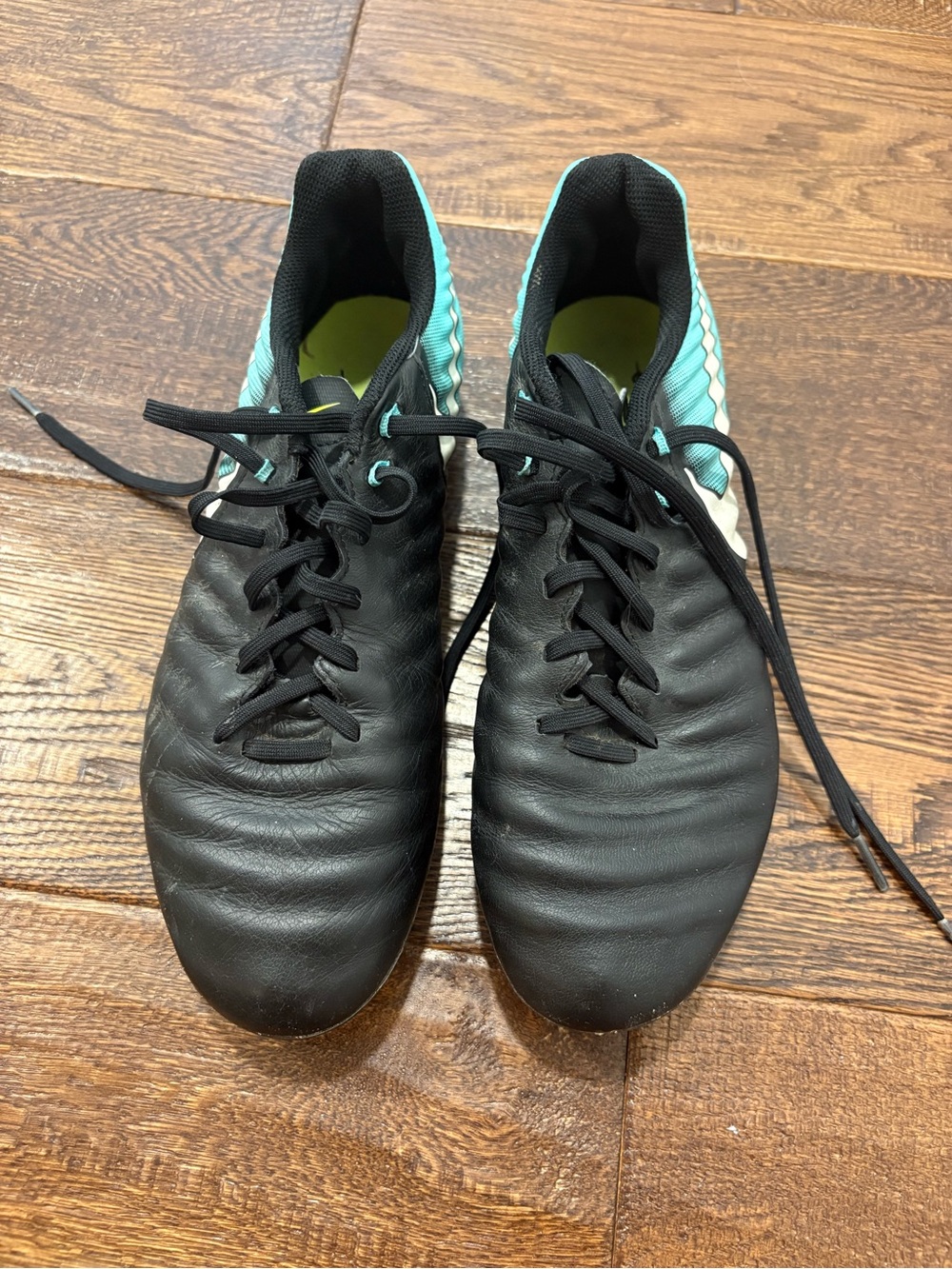 Nike Women's Black and Teal Athletic Soccer Shoes